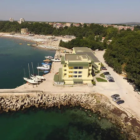 Marina Отель