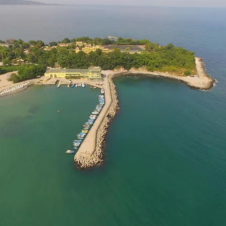 Marina Отель 3*