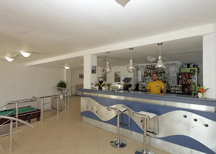 Готель Marina Китен