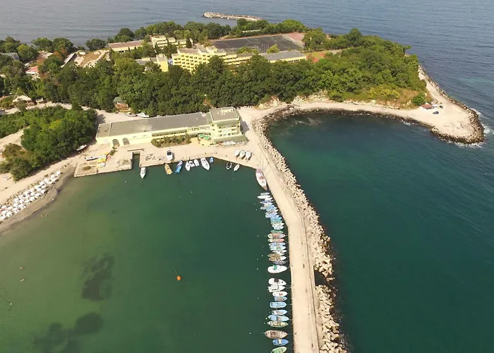 Marina 3* Китен