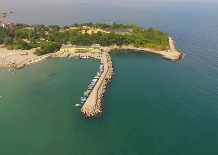 Marina Готель 3*