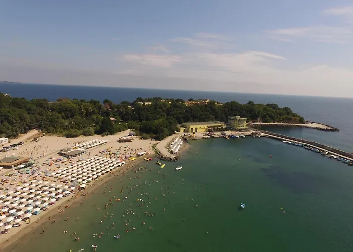 Marina Готель 3*